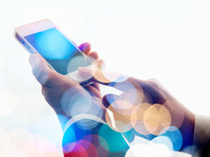 The accuracy of GelApp 2.0, designed by A*STAR researchers, has been enhanced by a cutting-edge image processing algorithm. GelApp 2.0 can provide accurate gel band detection results from images taken under the unique conditions present in individual labs.