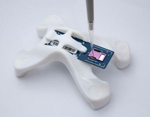 The VereChip™ biochip forms a central part of the VereTrop™ diagnostic kit, which requires only a single drop of blood to screen for 13 different major tropical diseases.
